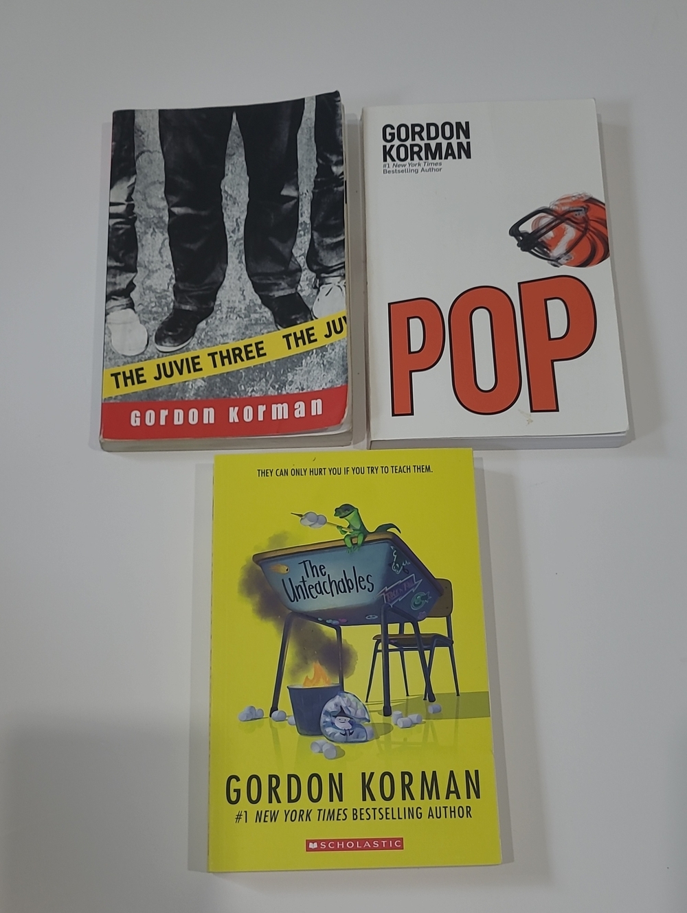 Gordon Korman 3 Book lot